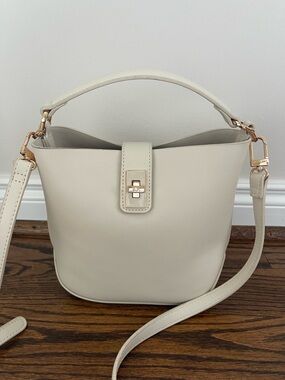 Anne Klein Leather Bucket Bag Crossbody